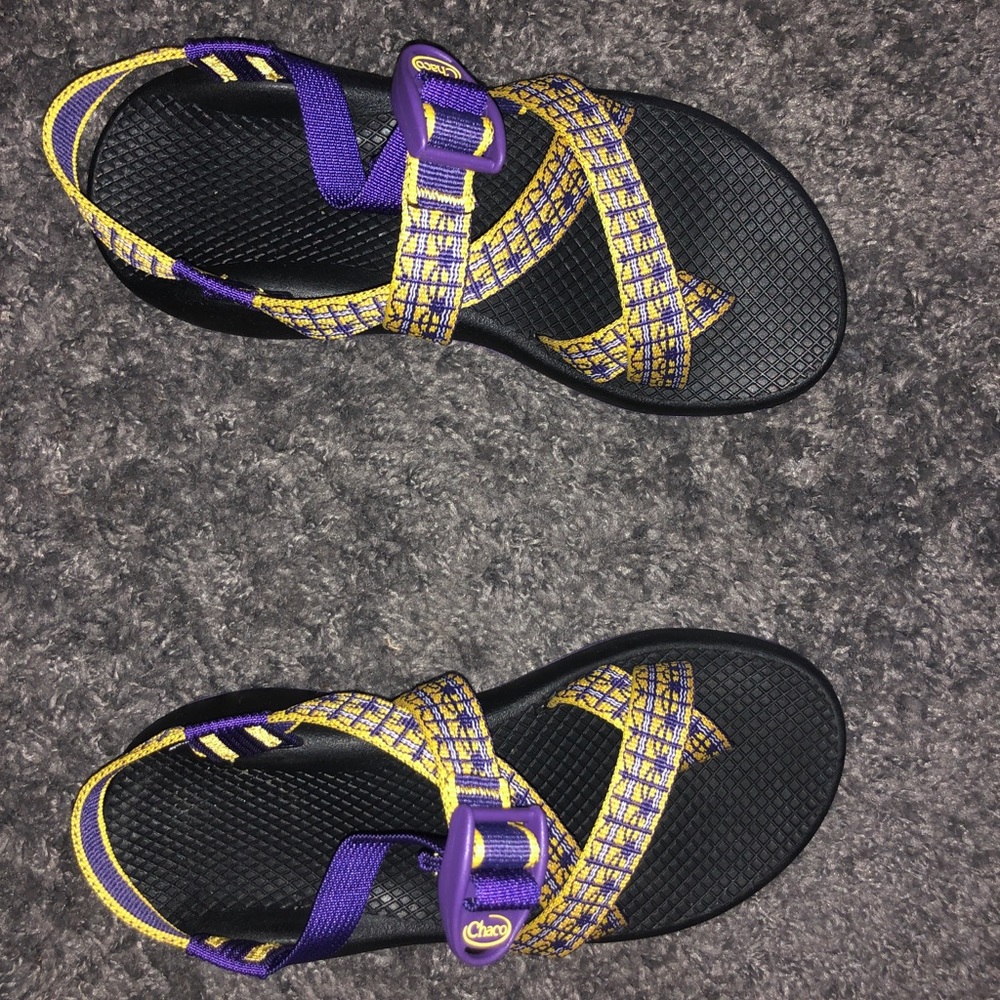 Chacos!
